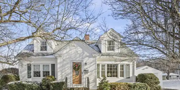 210 Phelps Ave