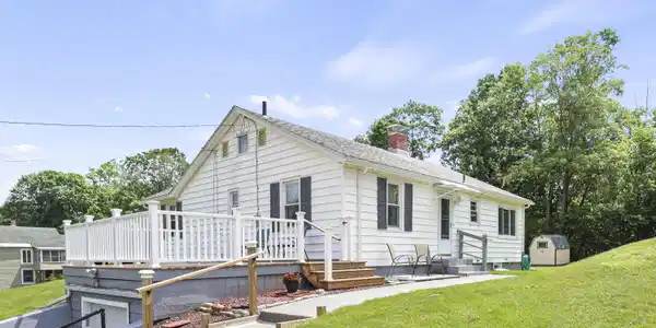46 Willow St