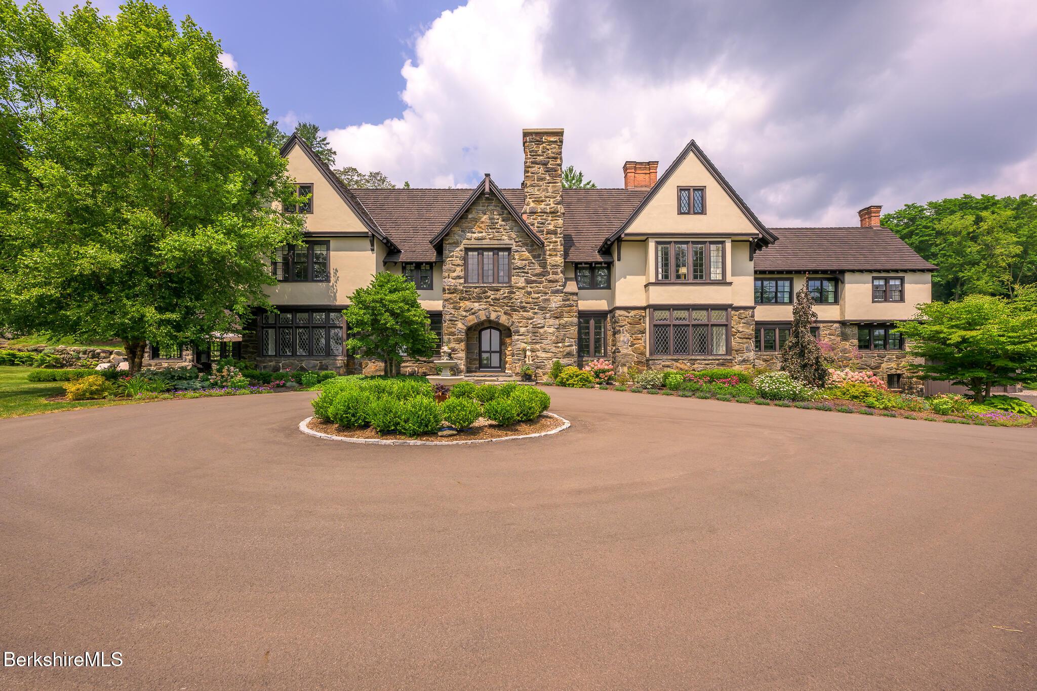 Image 3: Highwick Farm Manor House