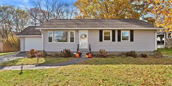 80 McIntosh Dr