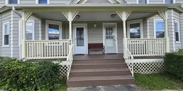 Image 2: Gracious Front Sitting Porch