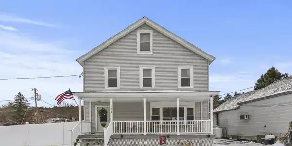 146A Bellevue Ave