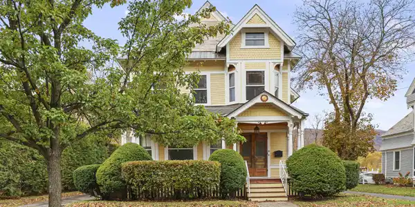 30 Summer St