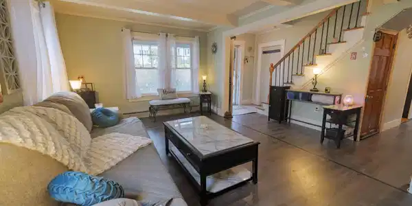 15 Randall St