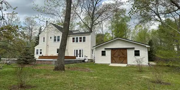 9 Iron Mine Rd