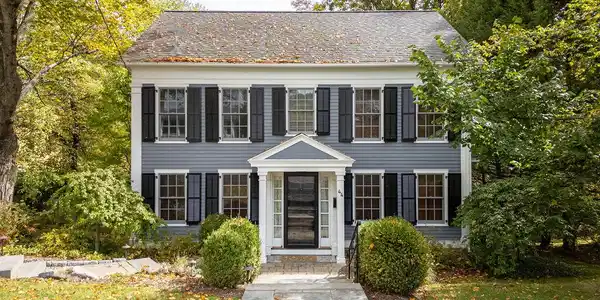 44 Castle Hill Ave