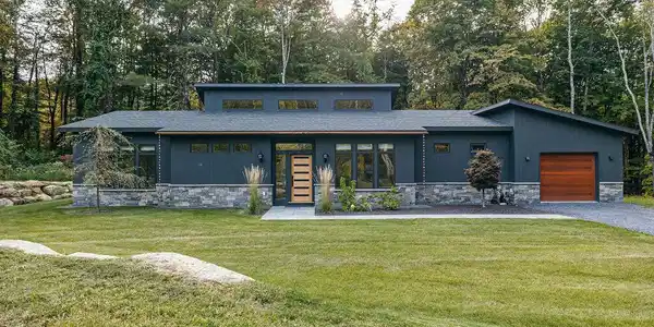 114 Brush Hill Rd