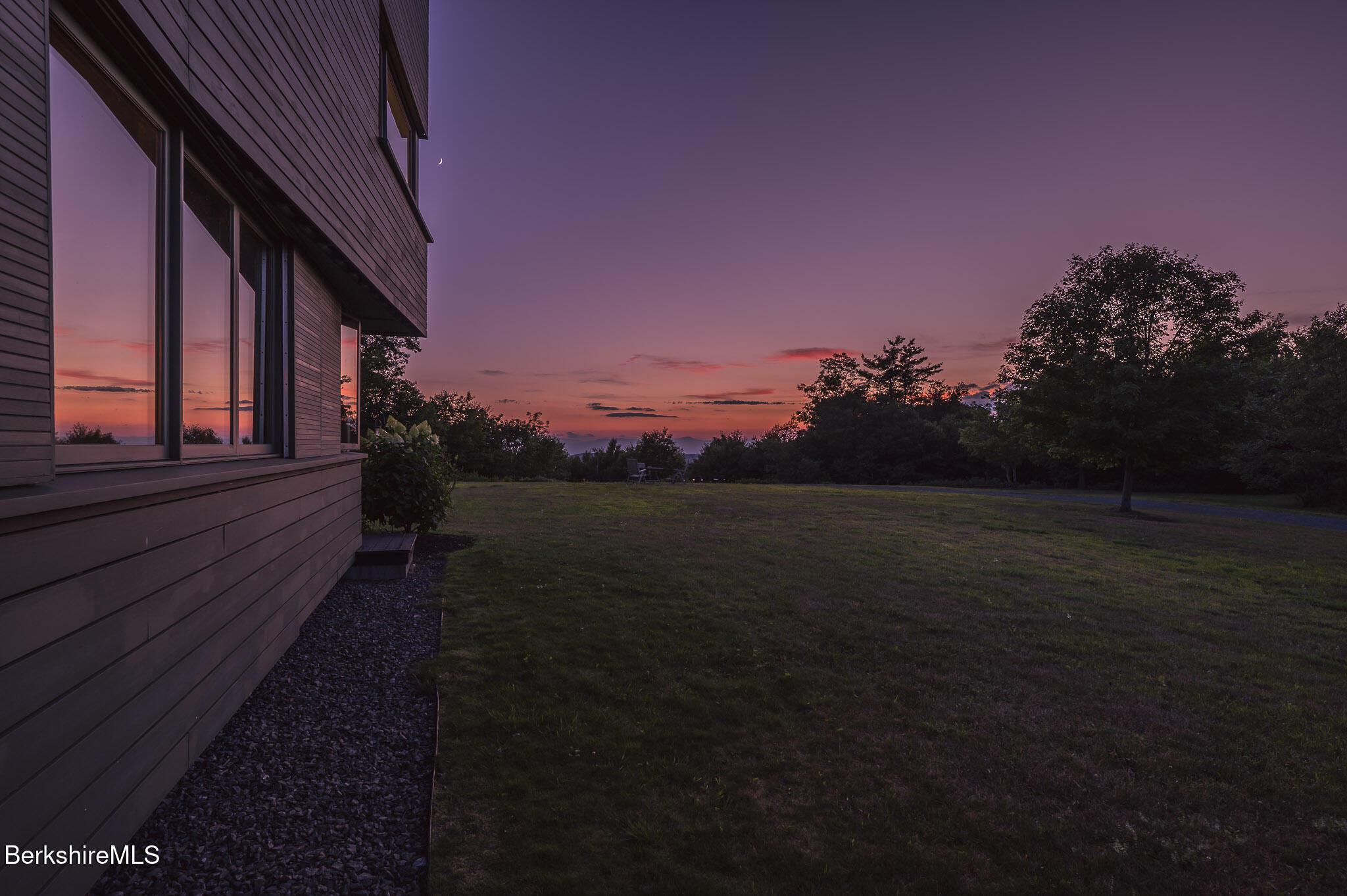 Image 2: more of that sunset view