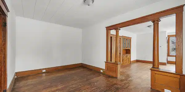 Image 3: 15 Dining Room