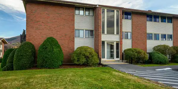 189 Stratton Rd