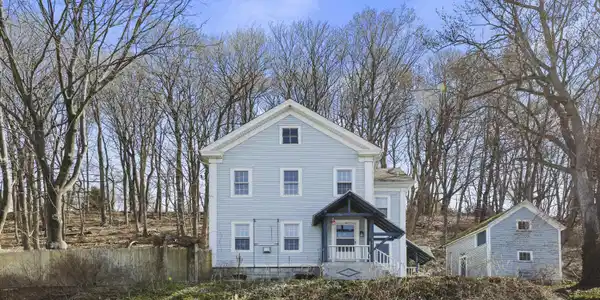 504 Church St