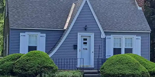 198 Howland Ave
