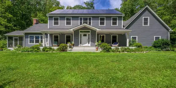 50 Old Village Rd
