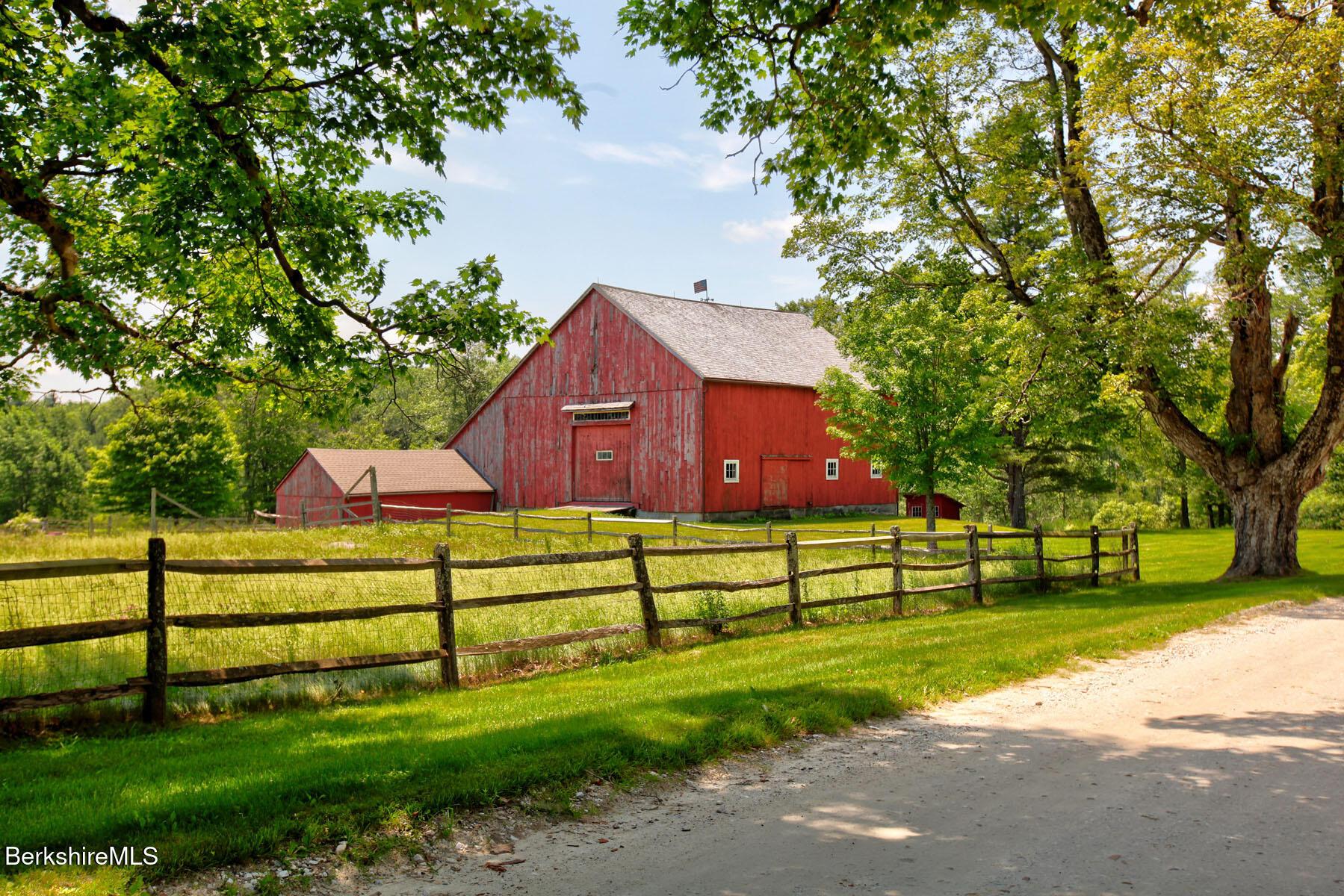 Image 2: 006_Barn from road