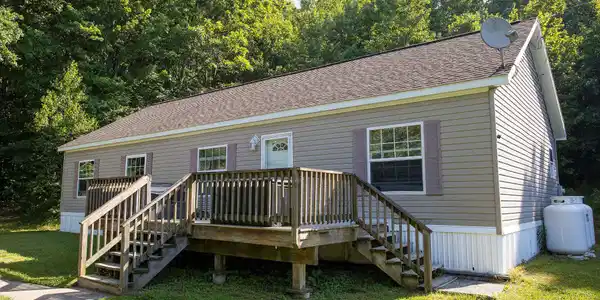Image 2: 0001-exterior
