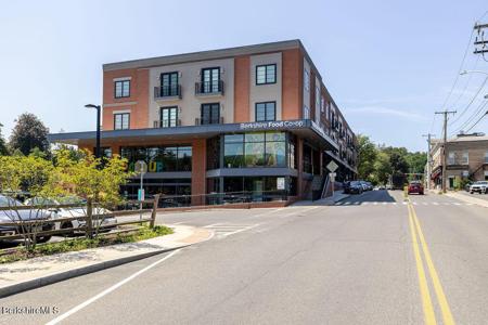 34 Bridge St