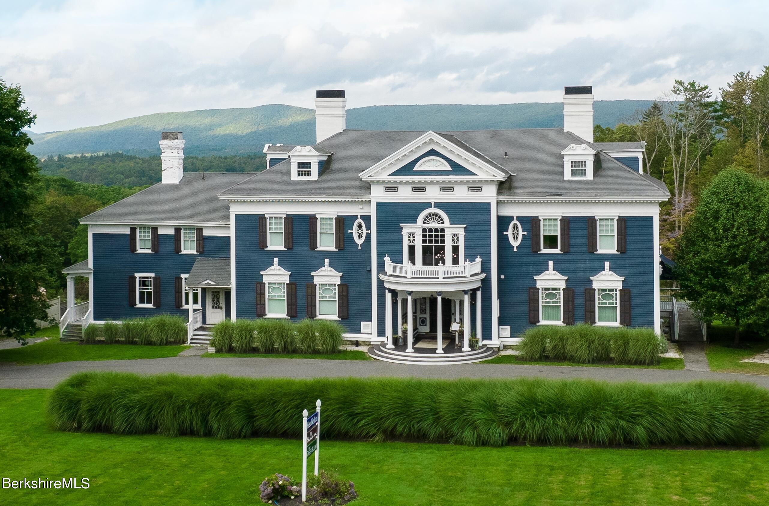 Image 1: Front with view zoom 2