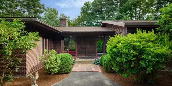 116 Buxton Hill Rd