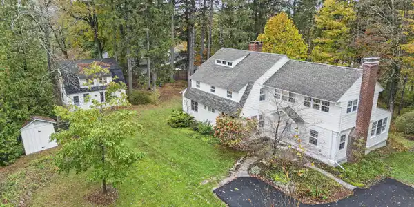 20 Sheffield Egremont Rd