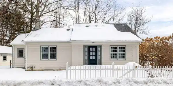 6 Lake Ave