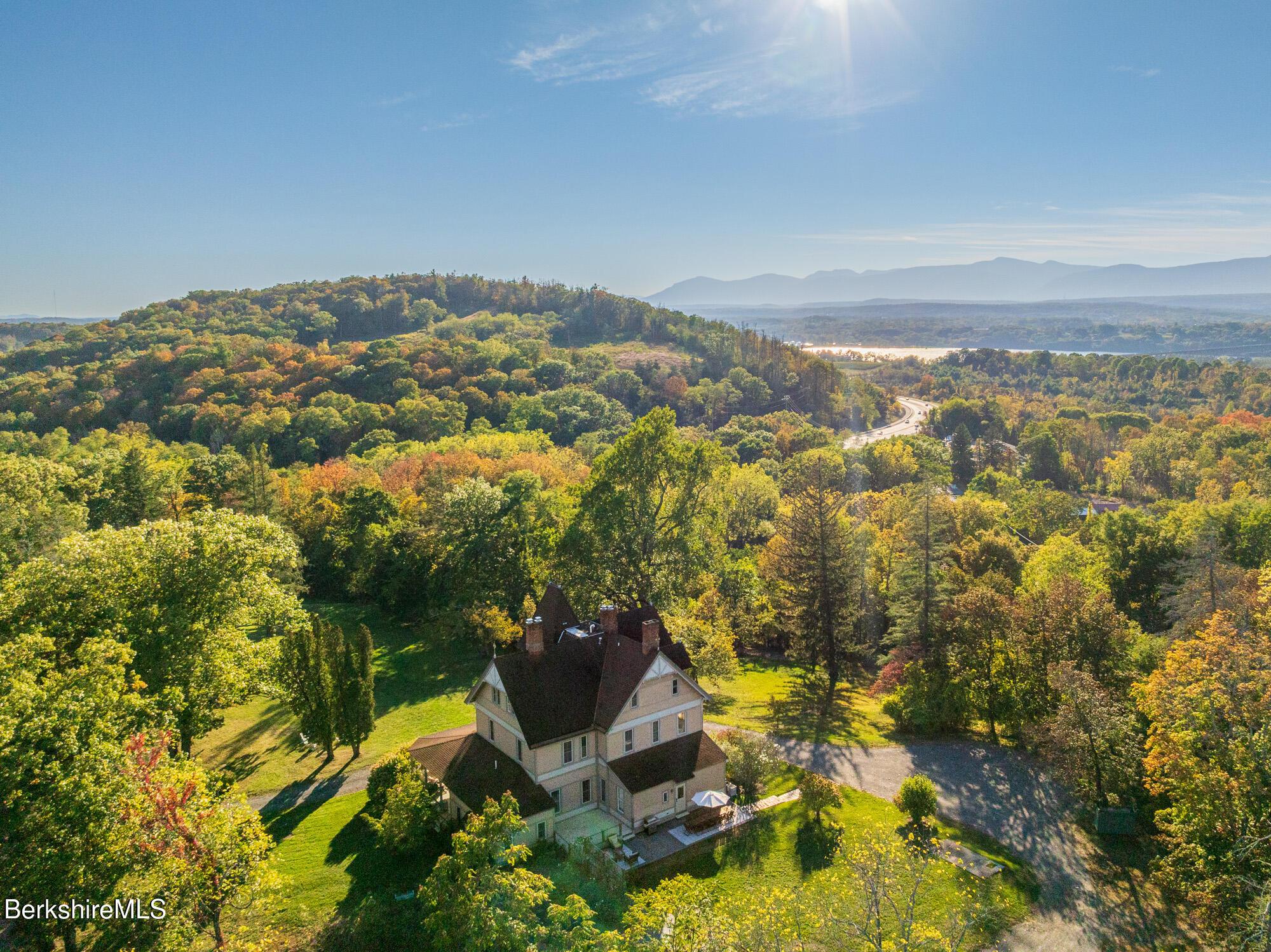 Image 3: 3.Alon-Koppel-Photography-DJI_0176-2