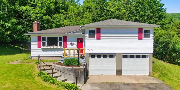 125 Friend St
