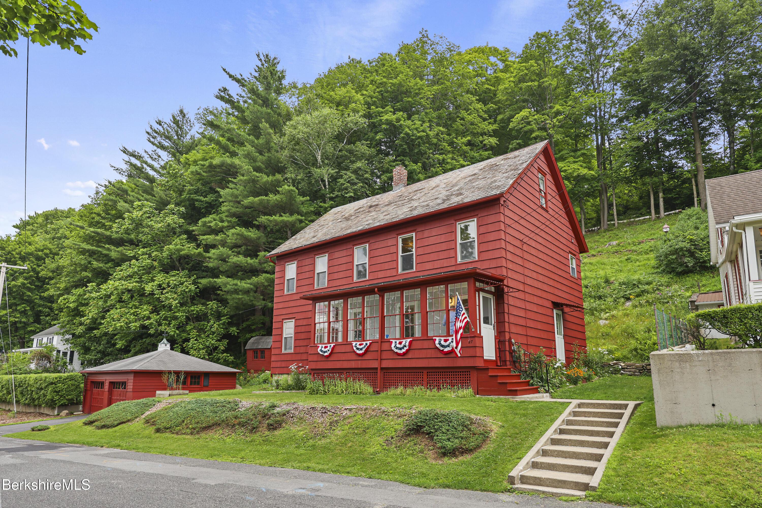 Image 2: Exterior Front