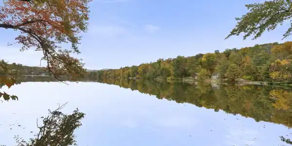 19 Mill Rd