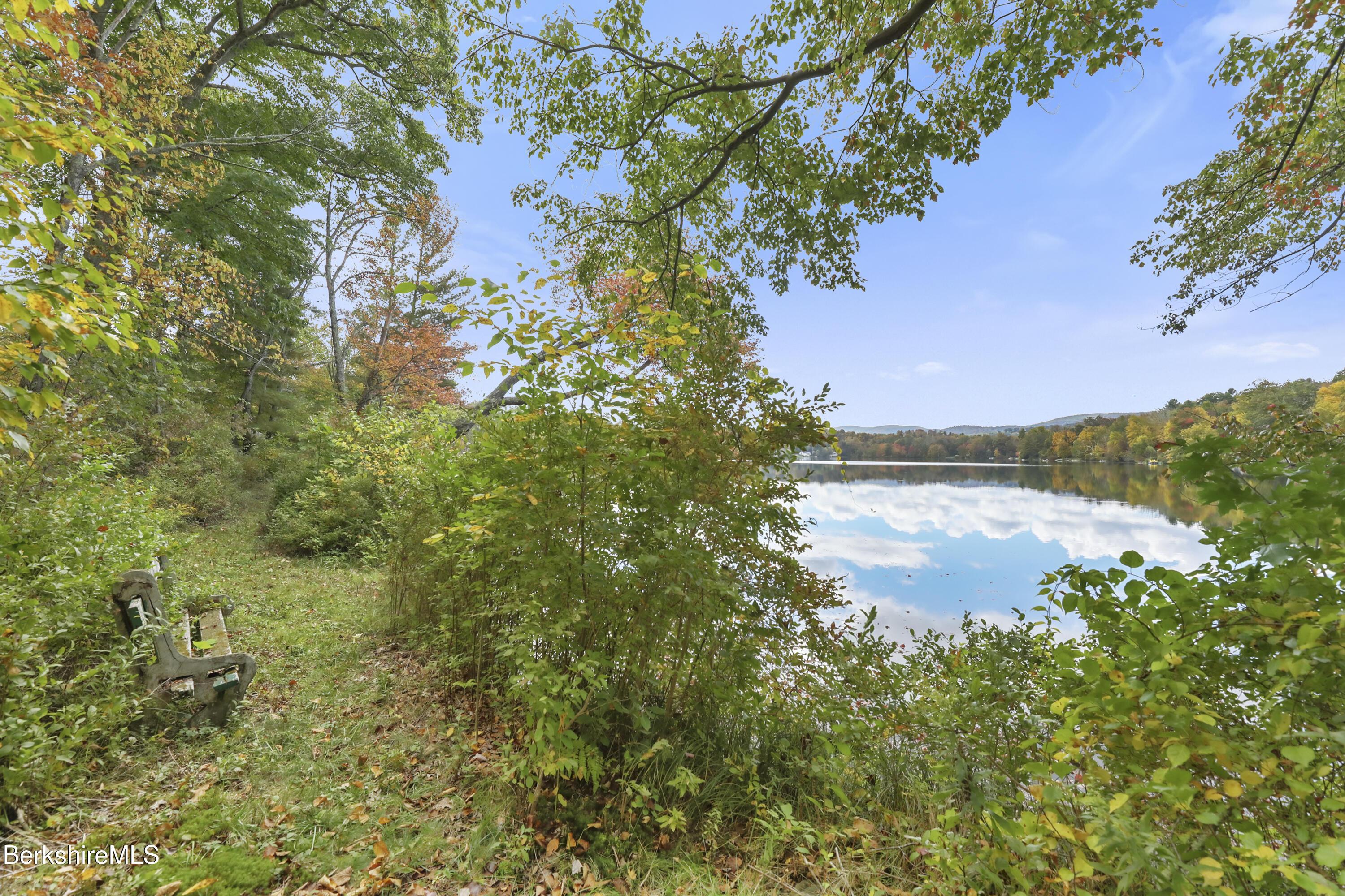 Image 2: 205 Waterfront Veiw