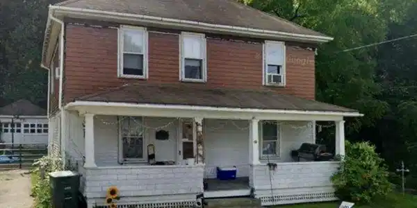 35 Randall St