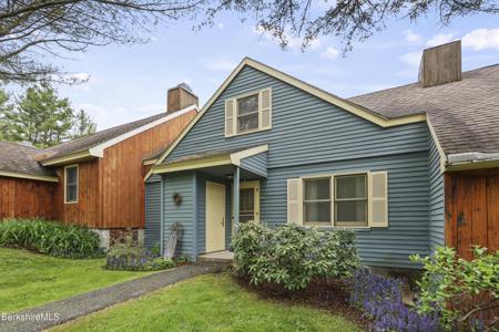 94 Corey Rd