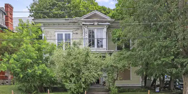 130 Church St