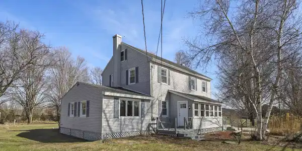 7 Central Berkshire Blvd