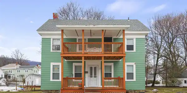 2 Horn Place