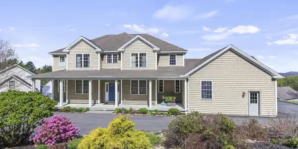 127 Pinecrest Dr