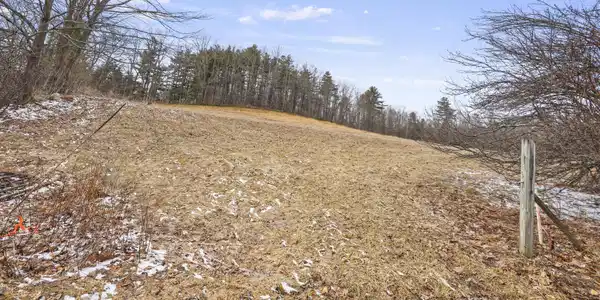 Image 2: 849Henderson13