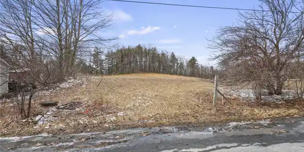 Image 3: 849Henderson12