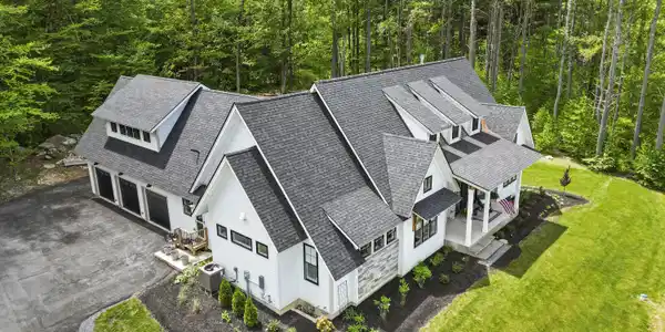 18 Old Farm Ln