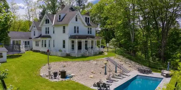 21 Stockbridge Rd