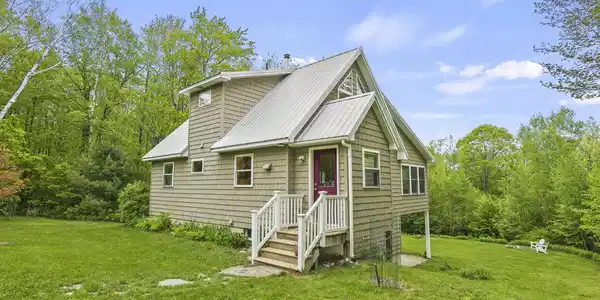 486 New State Rd