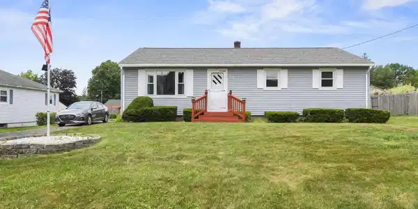 54 Dutchess Ave