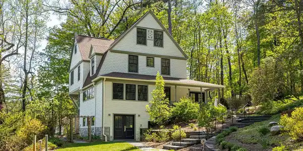 10 Berkshire Heights Rd