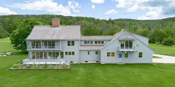 Image 2: 0023-exterior