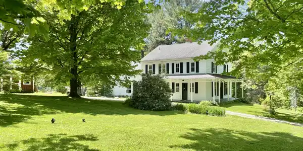 18 Old Queechy Rd
