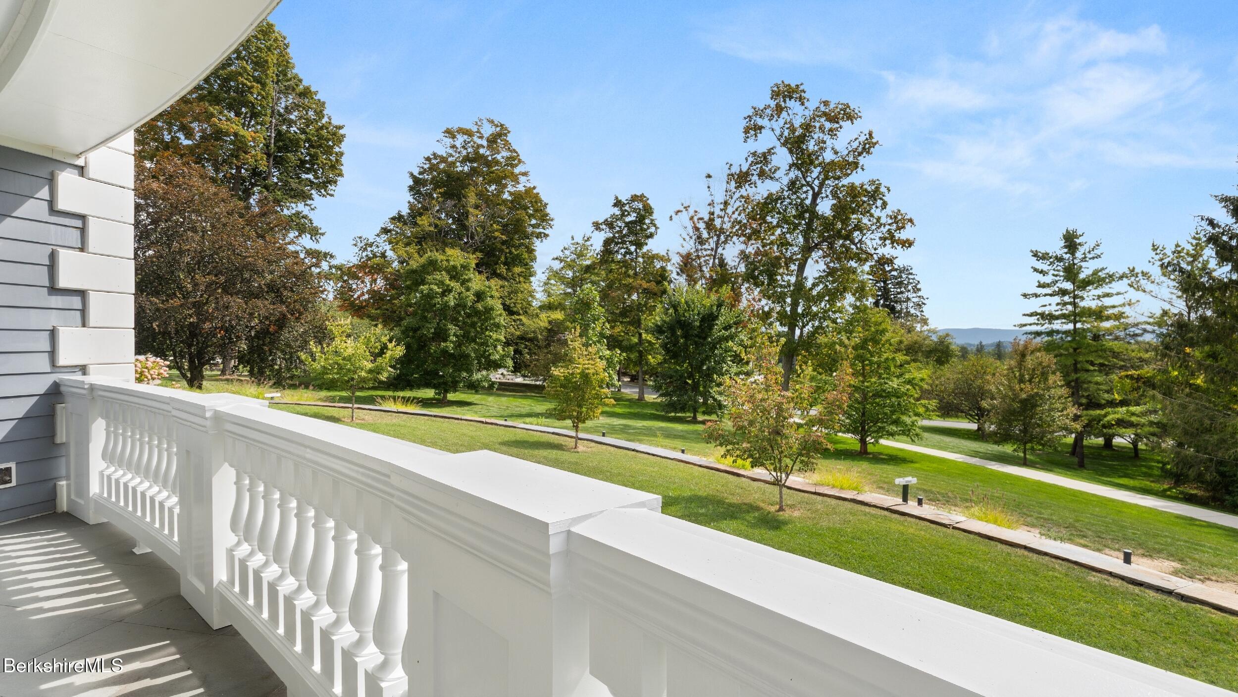 Image 3: South Facing Balcony