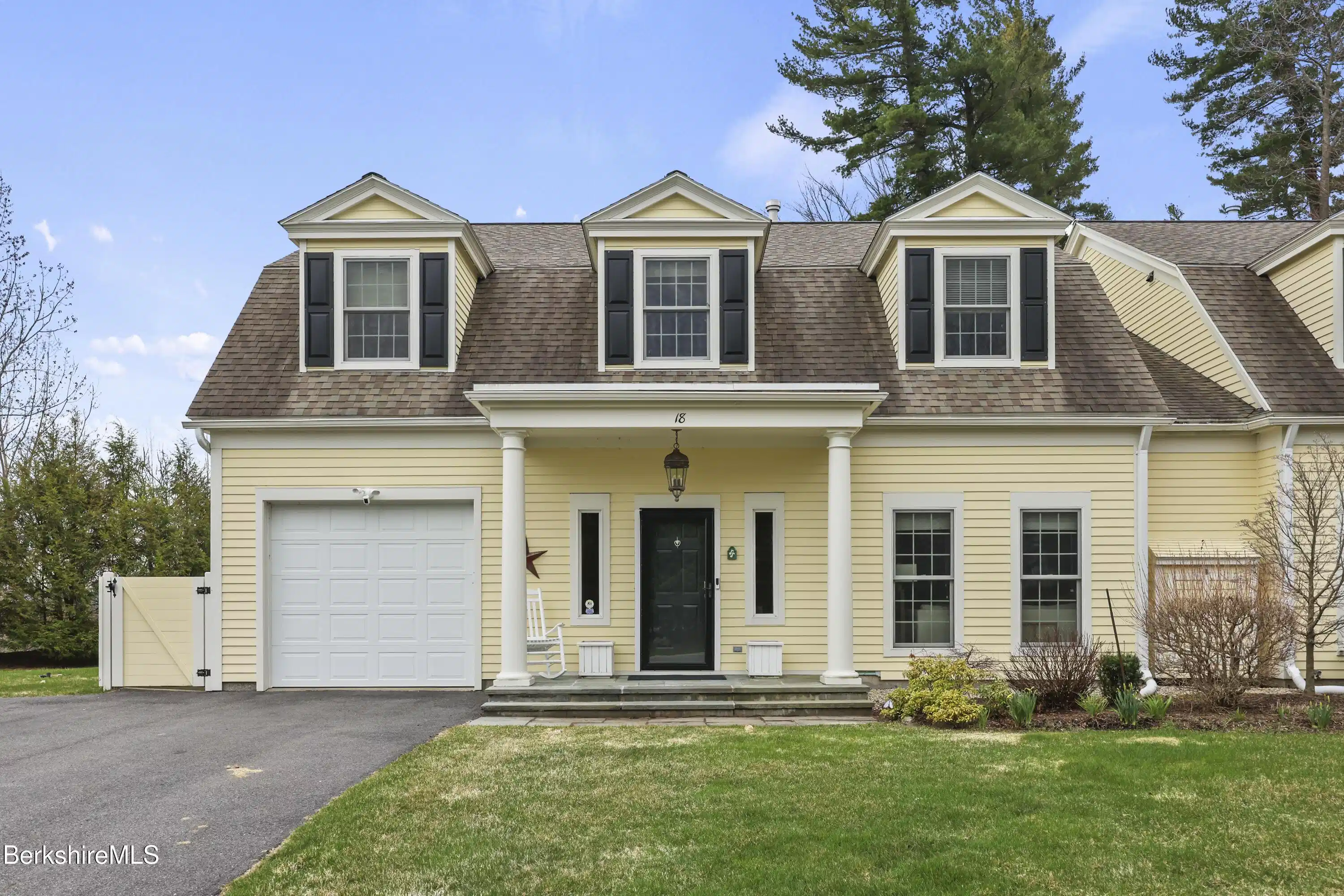 Image 1: 5 Exterior Front