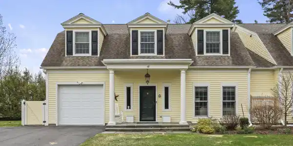 18 Highcrest Rd