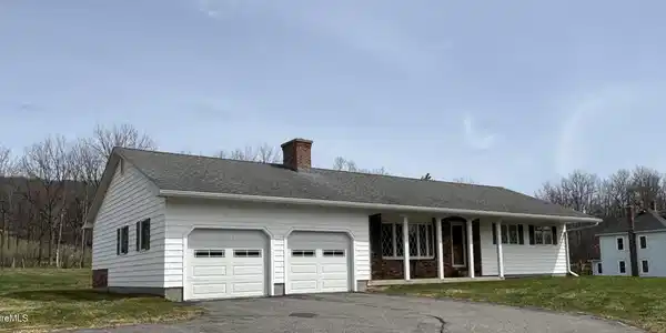125 East Rd