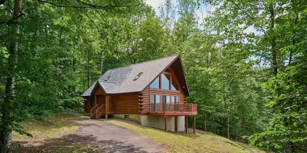 153 E Hawley Rd