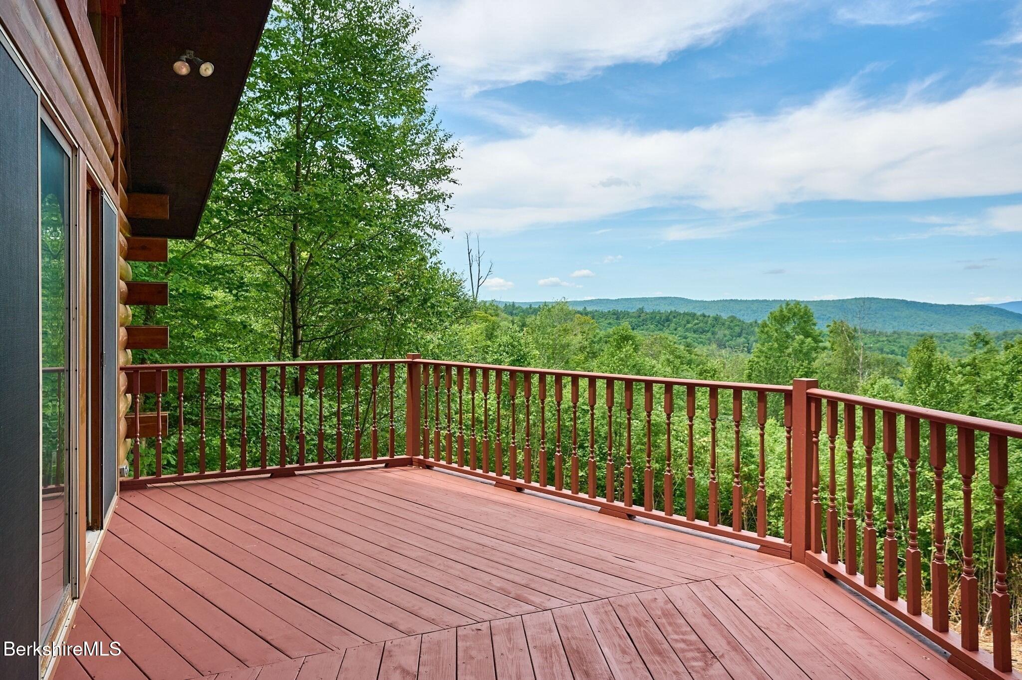 Image 3: 3-front deck